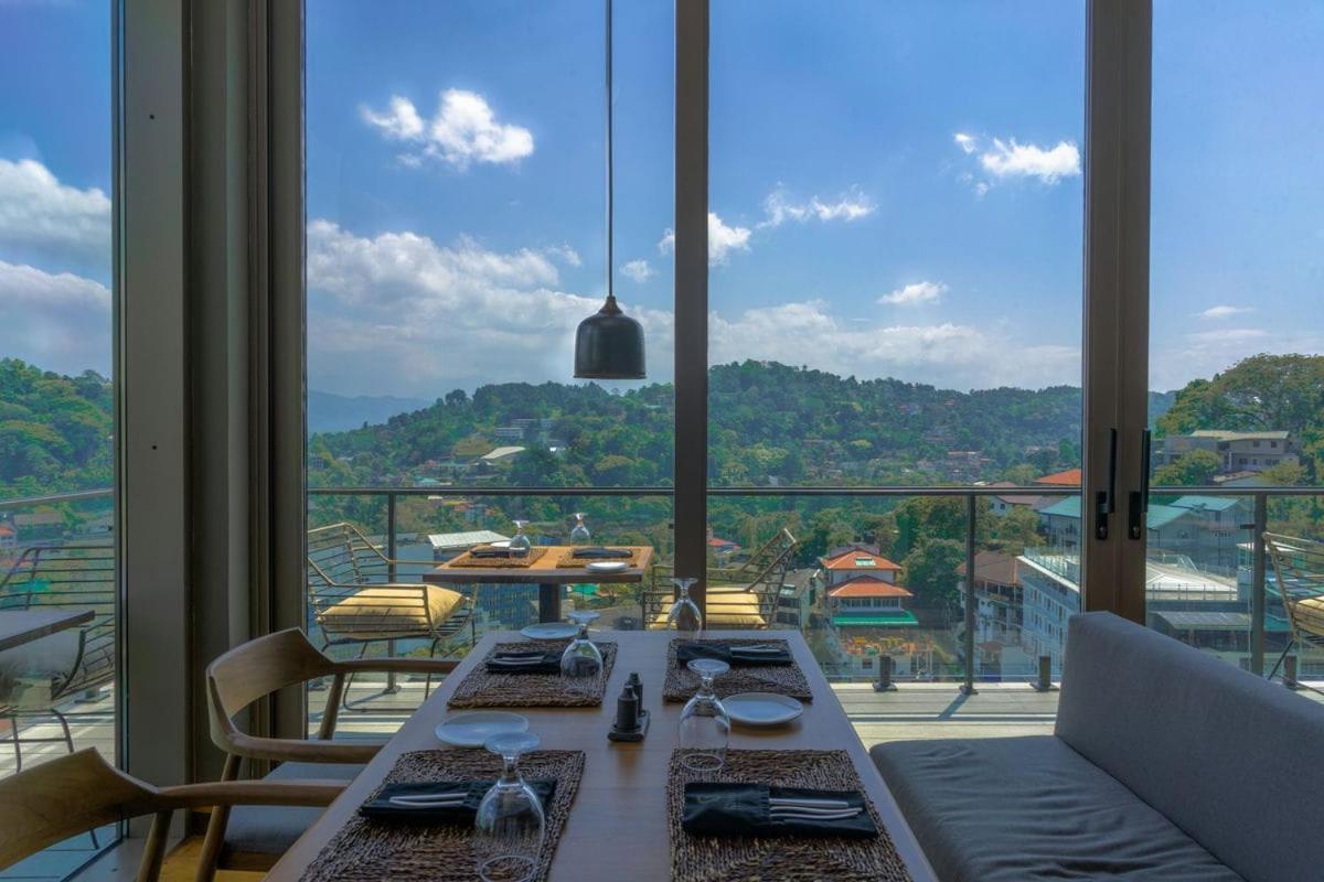 Rivora Heights Hotel Kandy Exterior photo